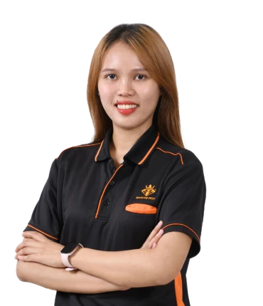 Ms. Chloe Foo
